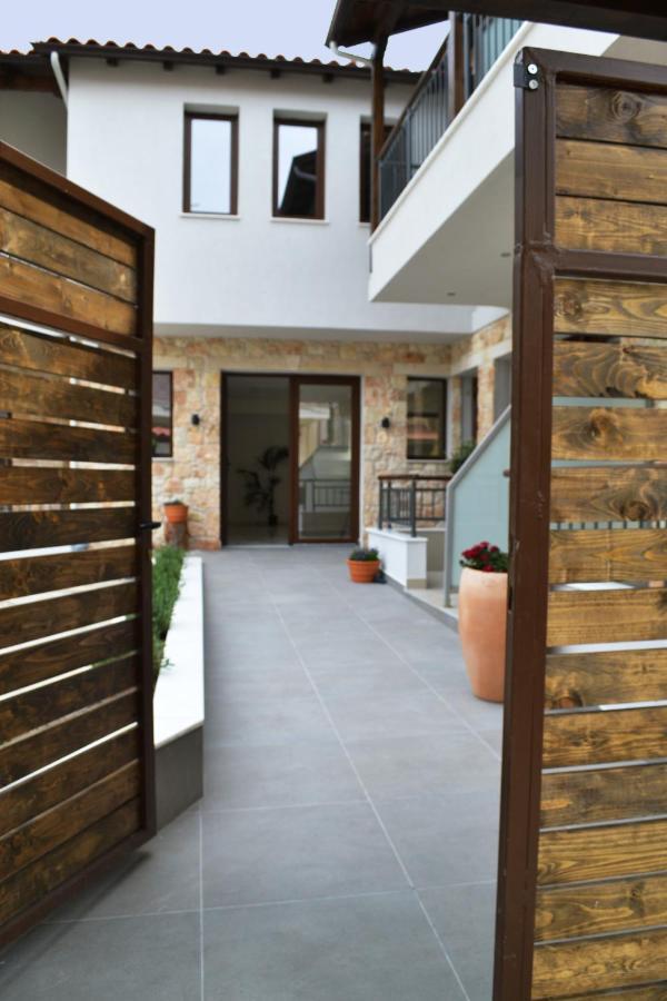 אפיטוס Iades Suites מראה חיצוני תמונה